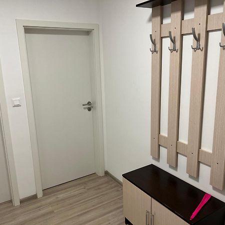 Beautiful 2 Bedroom Apartment Prostějov エクステリア 写真